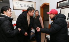 春节将至：“ 缓缓春风”温暖慈善表率马春山